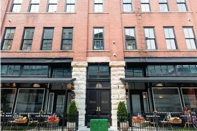 The Dwell Hotel, a luxury boutique hotel in Tennessee, featuring retro-inspired rooms and modern amenities.